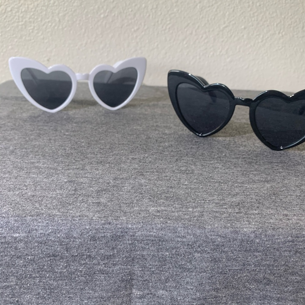 Women’s Sojo Heart-Shaped Sunglasses